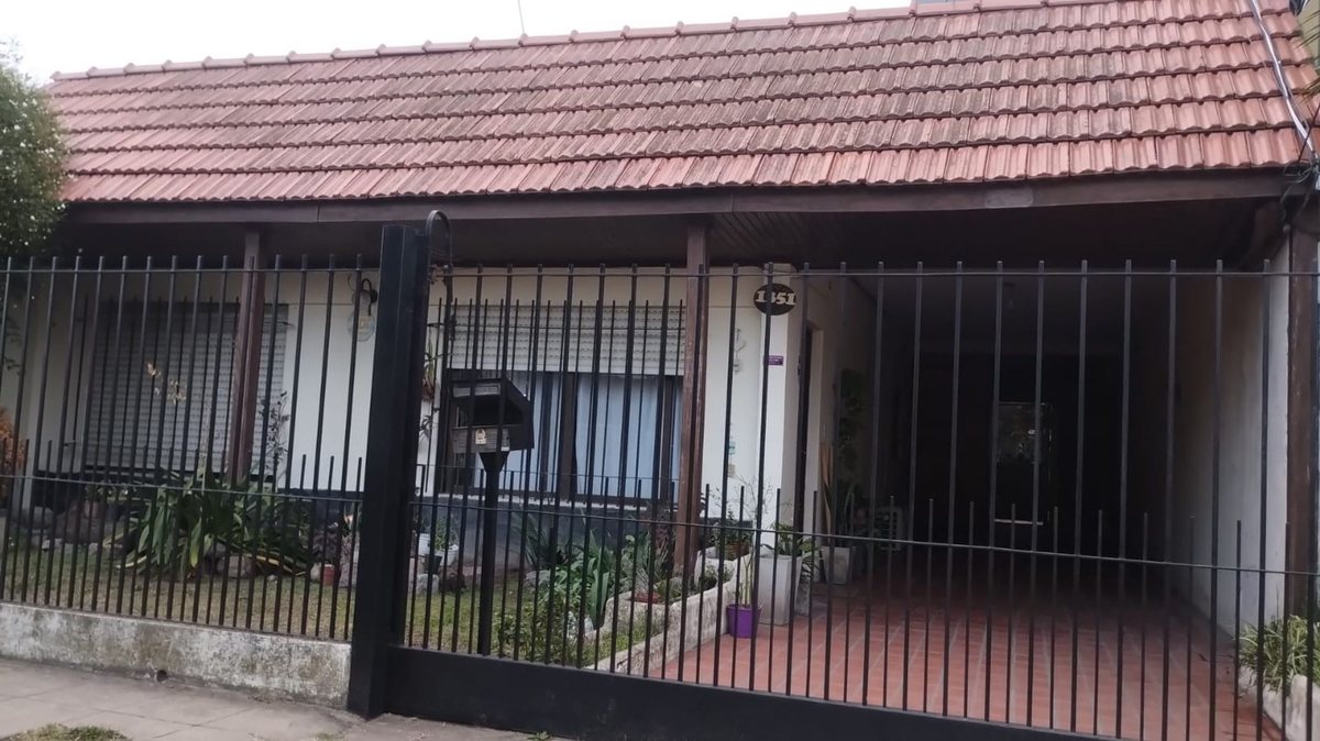 Casa en Venta en Ituzaingo, G.B.A. Zona Oeste