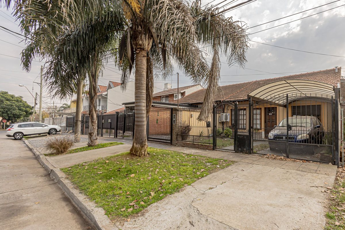 Casa en Venta en Moron, G.B.A. Zona Oeste