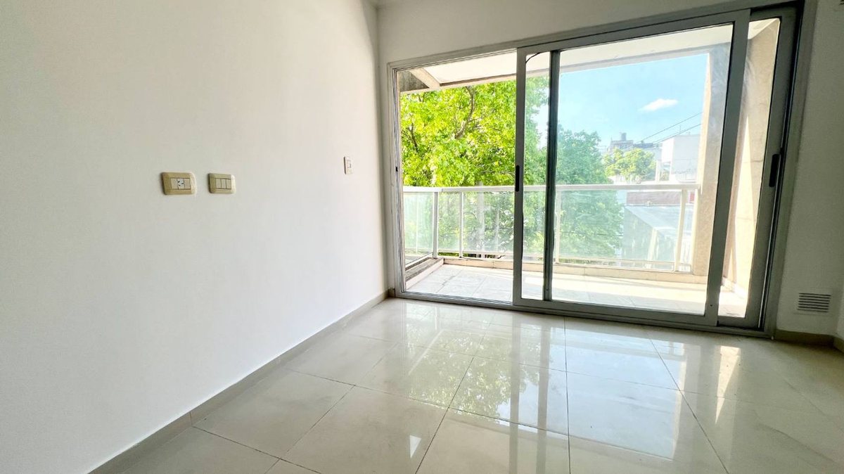Departamento en Venta en Moron, G.B.A. Zona Oeste