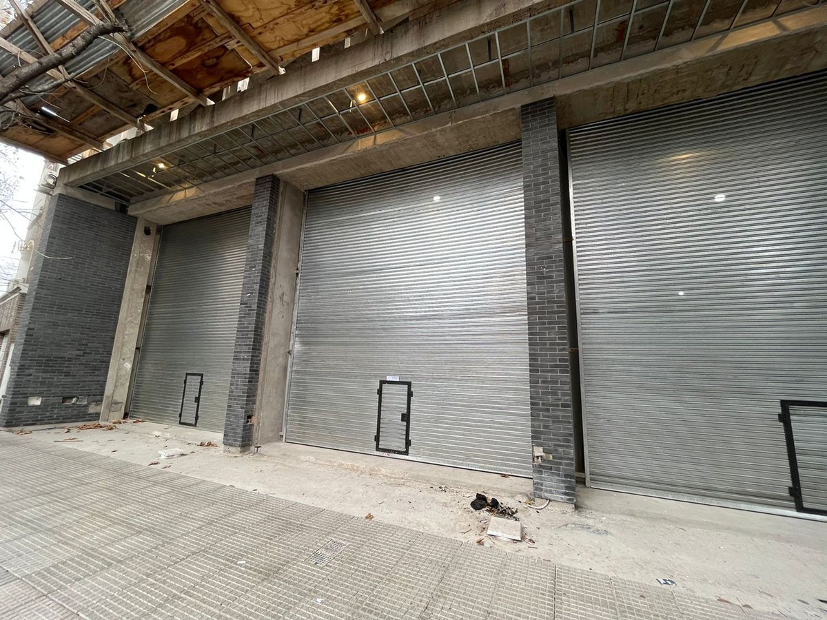 Local Comercial en Alquiler en Lomas de Zamora, G.B.A. Zona Sur