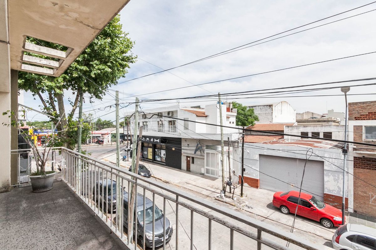 P H en Venta en Lanus, G.B.A. Zona Sur