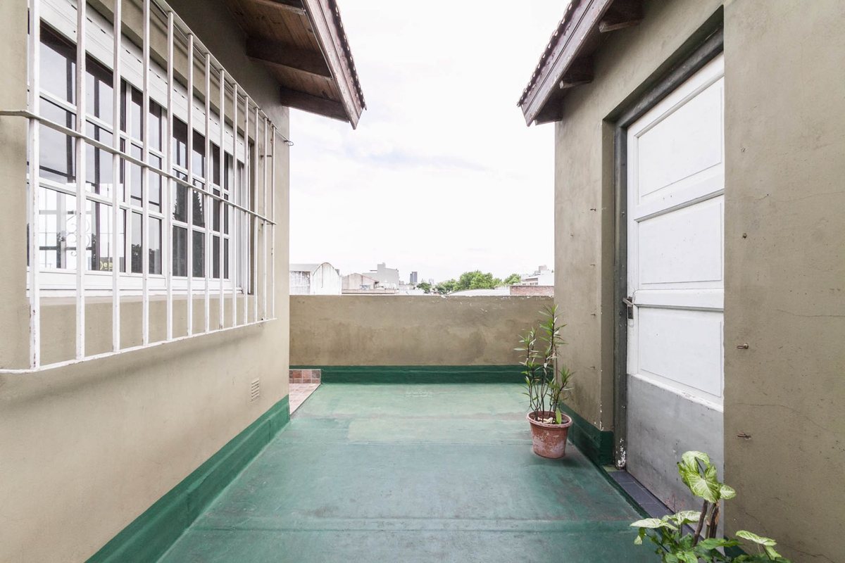 P H en Venta en Lanus, G.B.A. Zona Sur