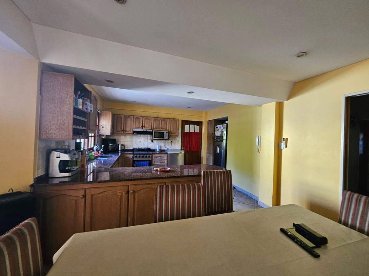 Casa en Venta en Moron, G.B.A. Zona Oeste