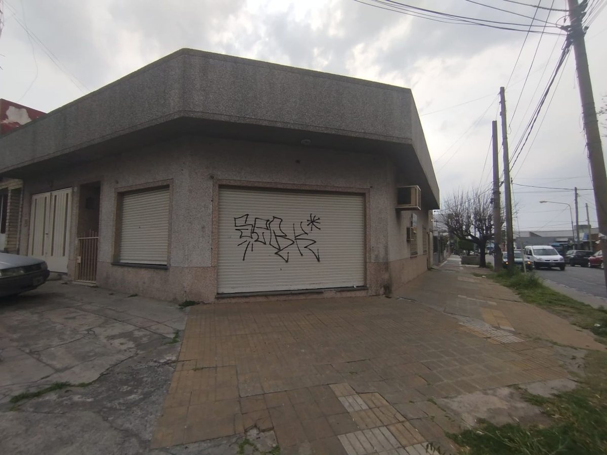 Casa en Venta en Tres de Febrero, G.B.A. Zona Oeste