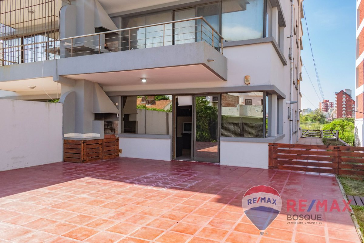 Departamento en Venta en Villa Gesell, Buenos Aires Interior