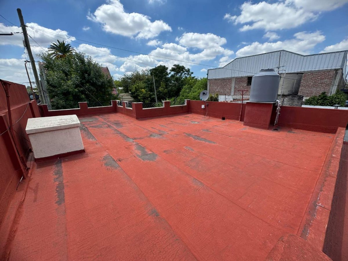 P H en Venta en Tres de Febrero, G.B.A. Zona Oeste