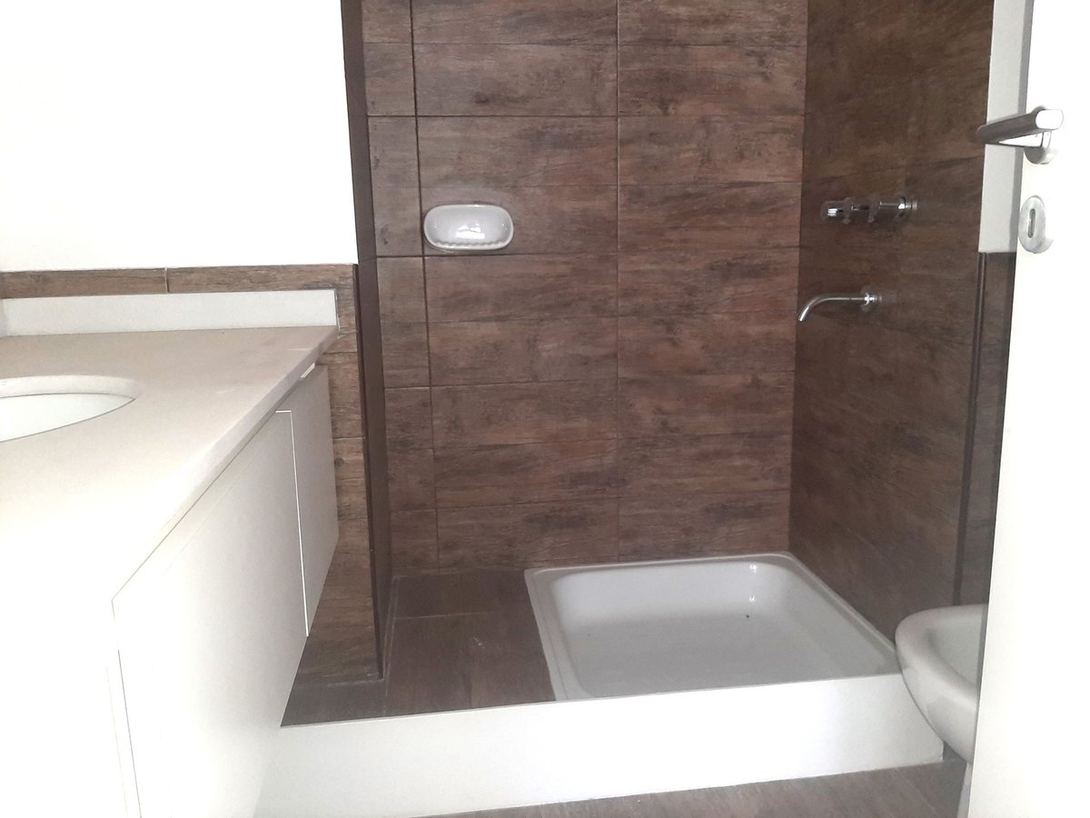 Departamento en Venta en Moron, G.B.A. Zona Oeste
