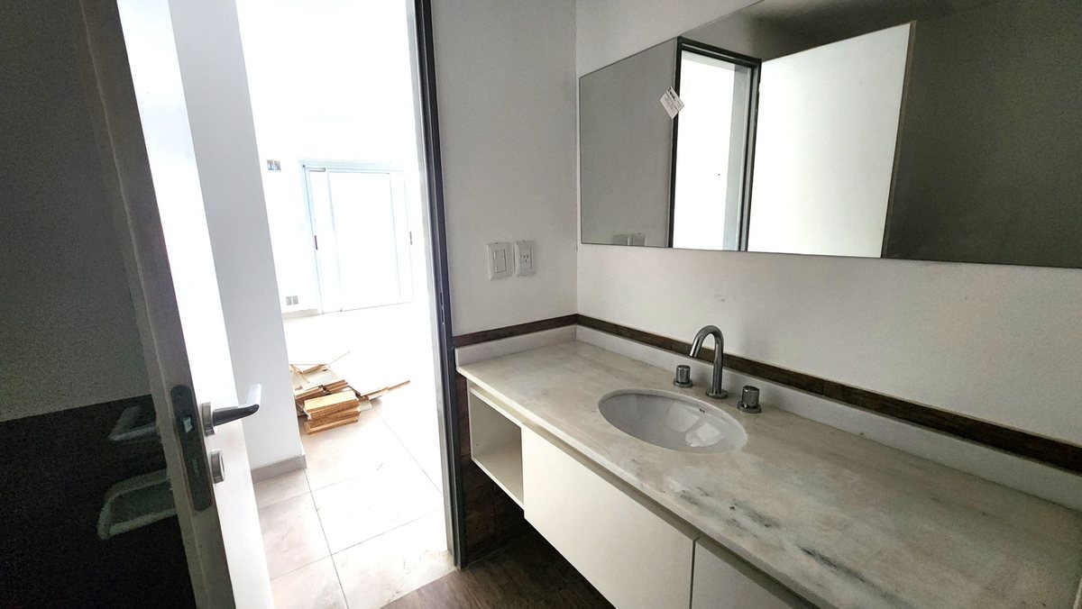 Departamento en Venta en Moron, G.B.A. Zona Oeste