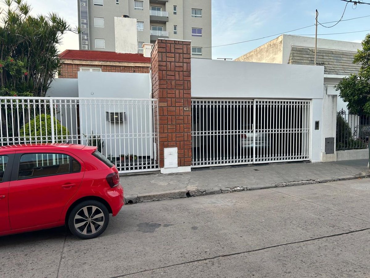 Casa en Venta en Capital, Santiago del Estero
