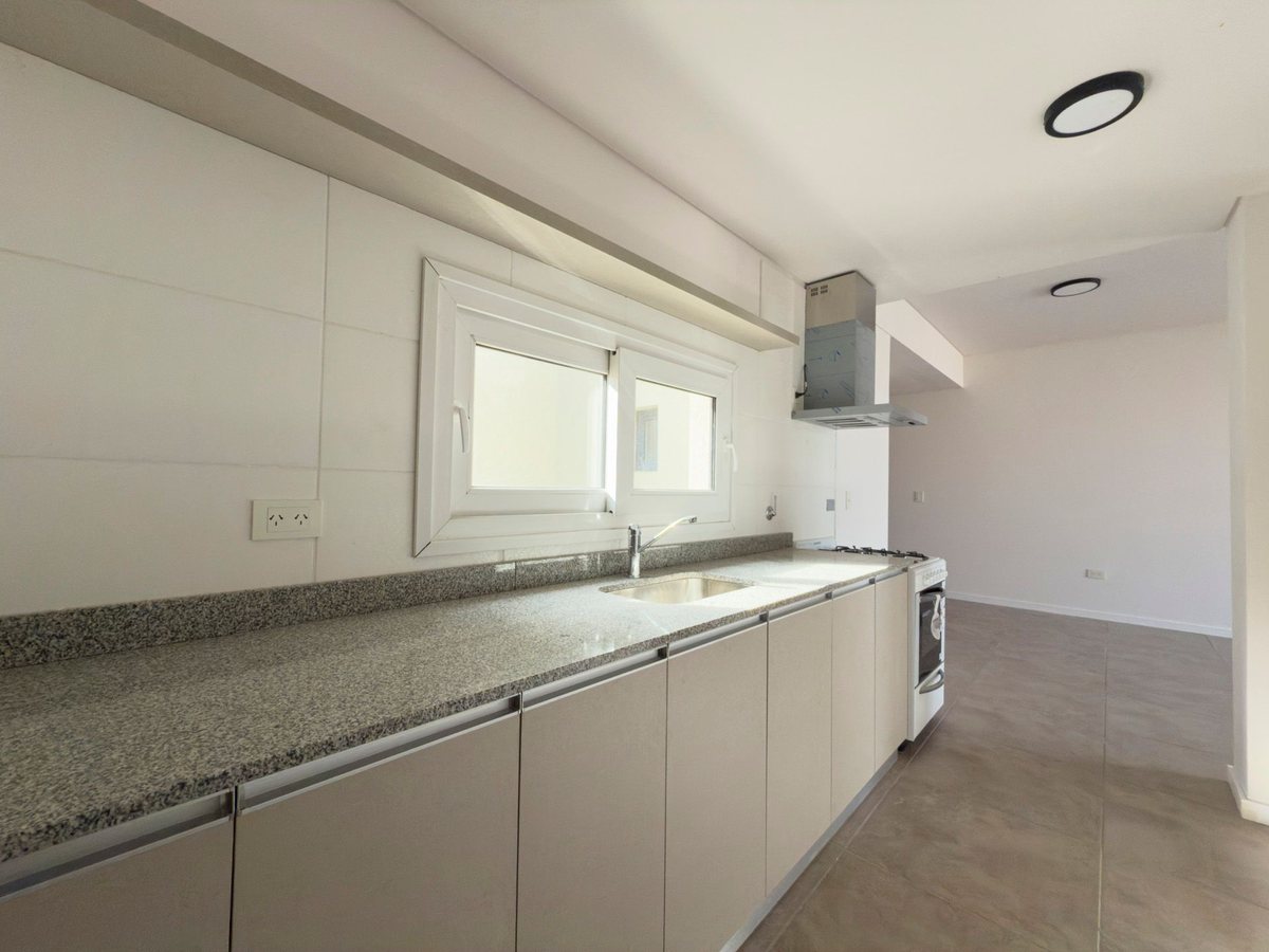 Departamento en Venta en Tandil, Buenos Aires Interior