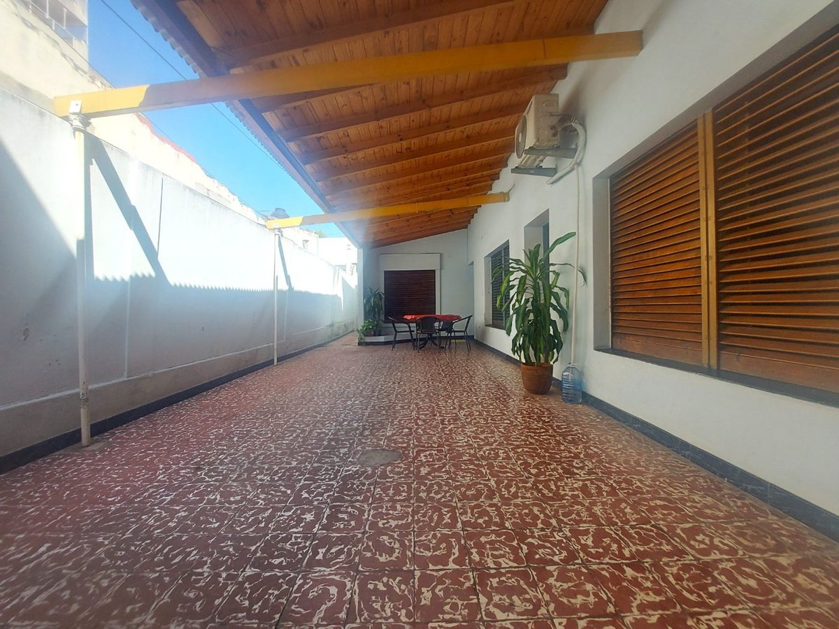 P H en Venta en Tres de Febrero, G.B.A. Zona Oeste