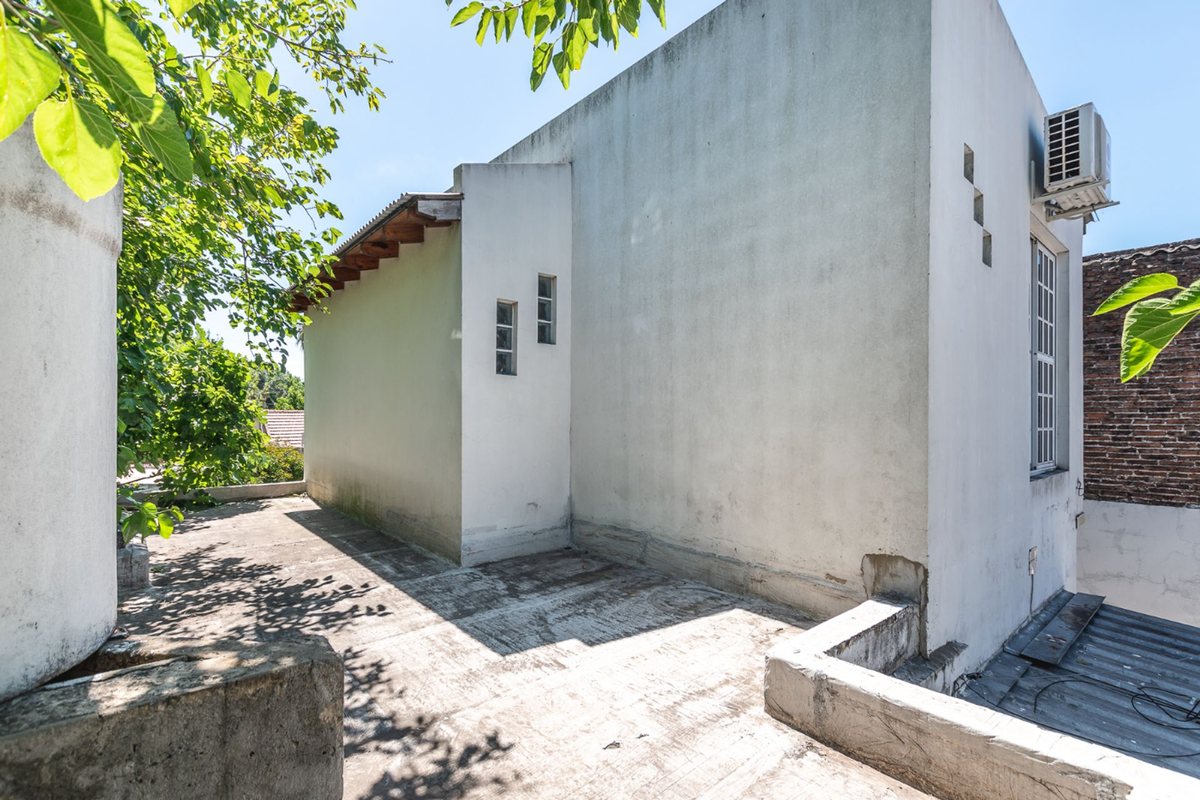 P H en Venta en Lomas de Zamora, G.B.A. Zona Sur