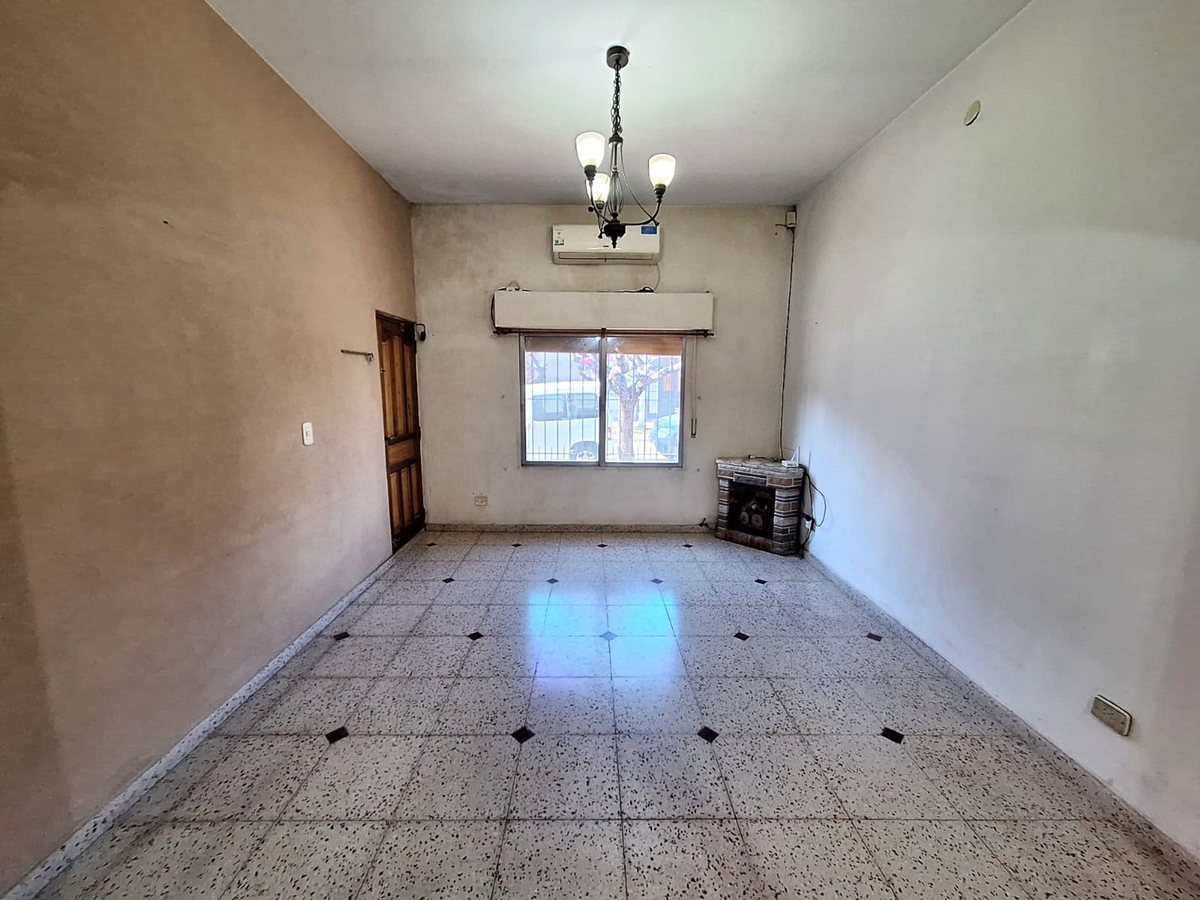 Casa en Venta en Tres de Febrero, G.B.A. Zona Oeste