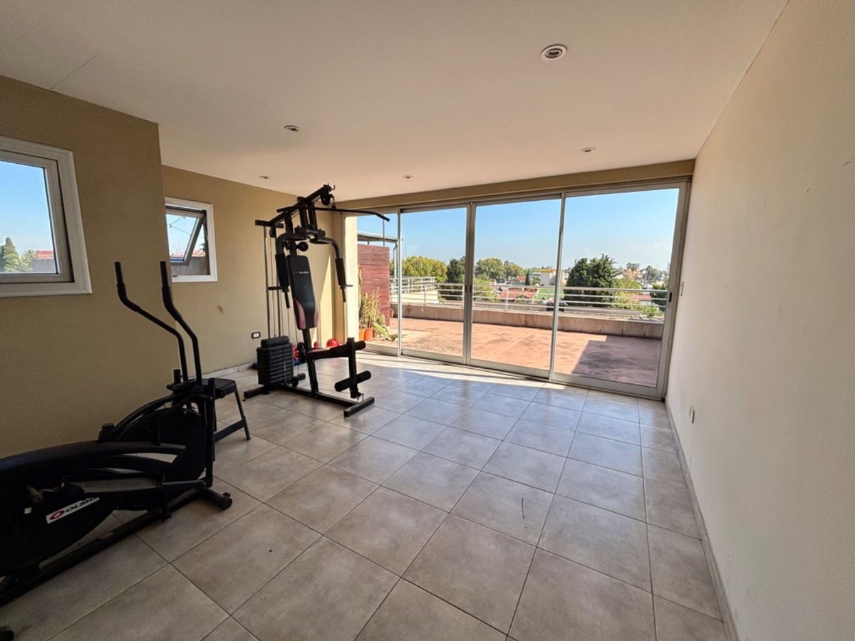 Departamento en Venta en Moron, G.B.A. Zona Oeste