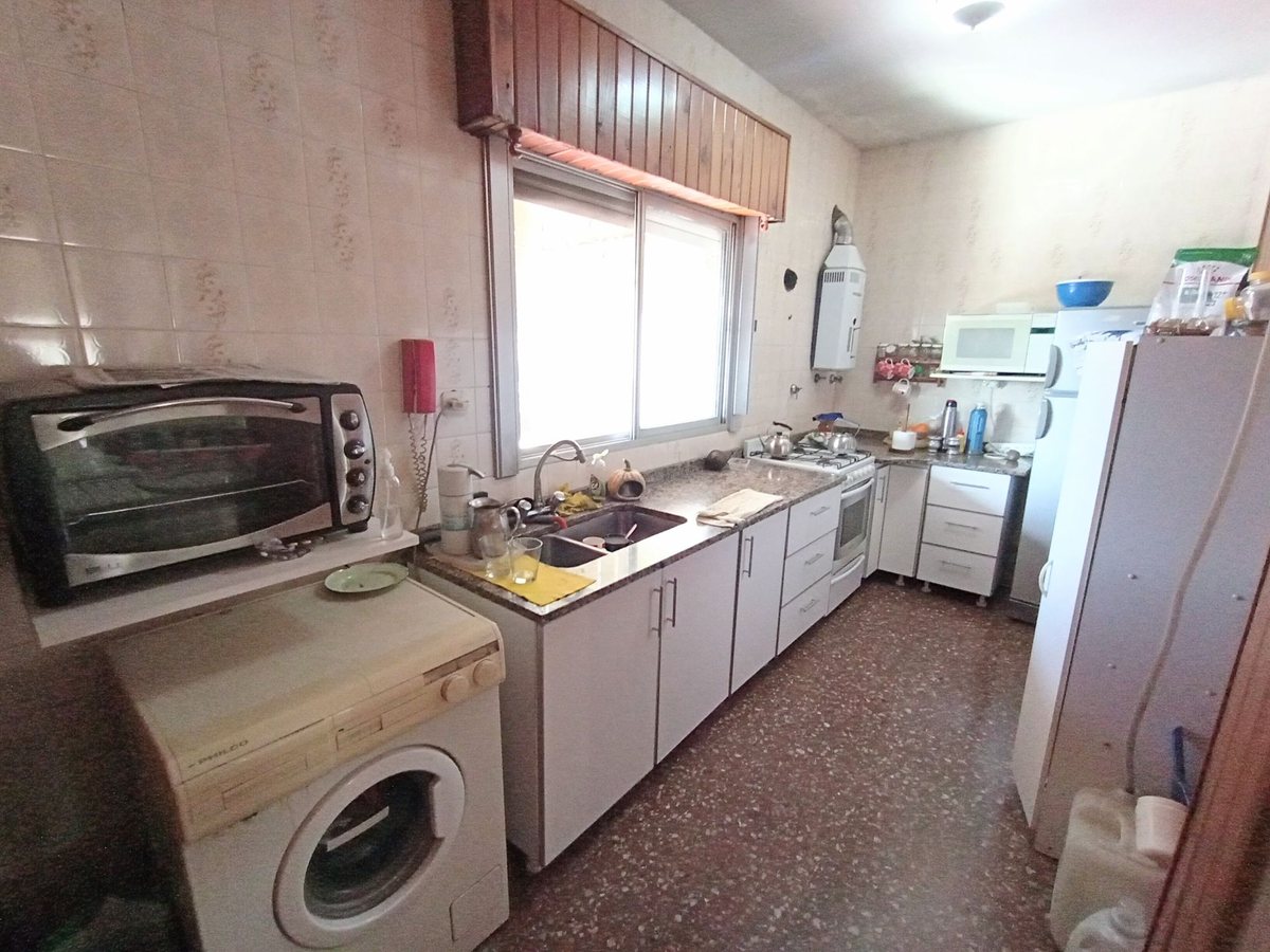 P H en Venta en Avellaneda, G.B.A. Zona Sur