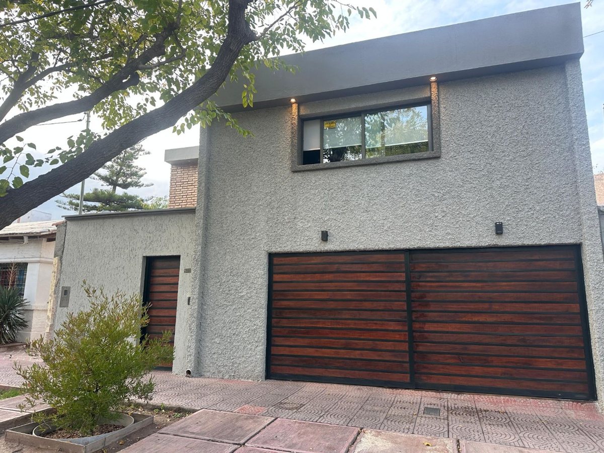 Casa en Venta en Capital, Mendoza