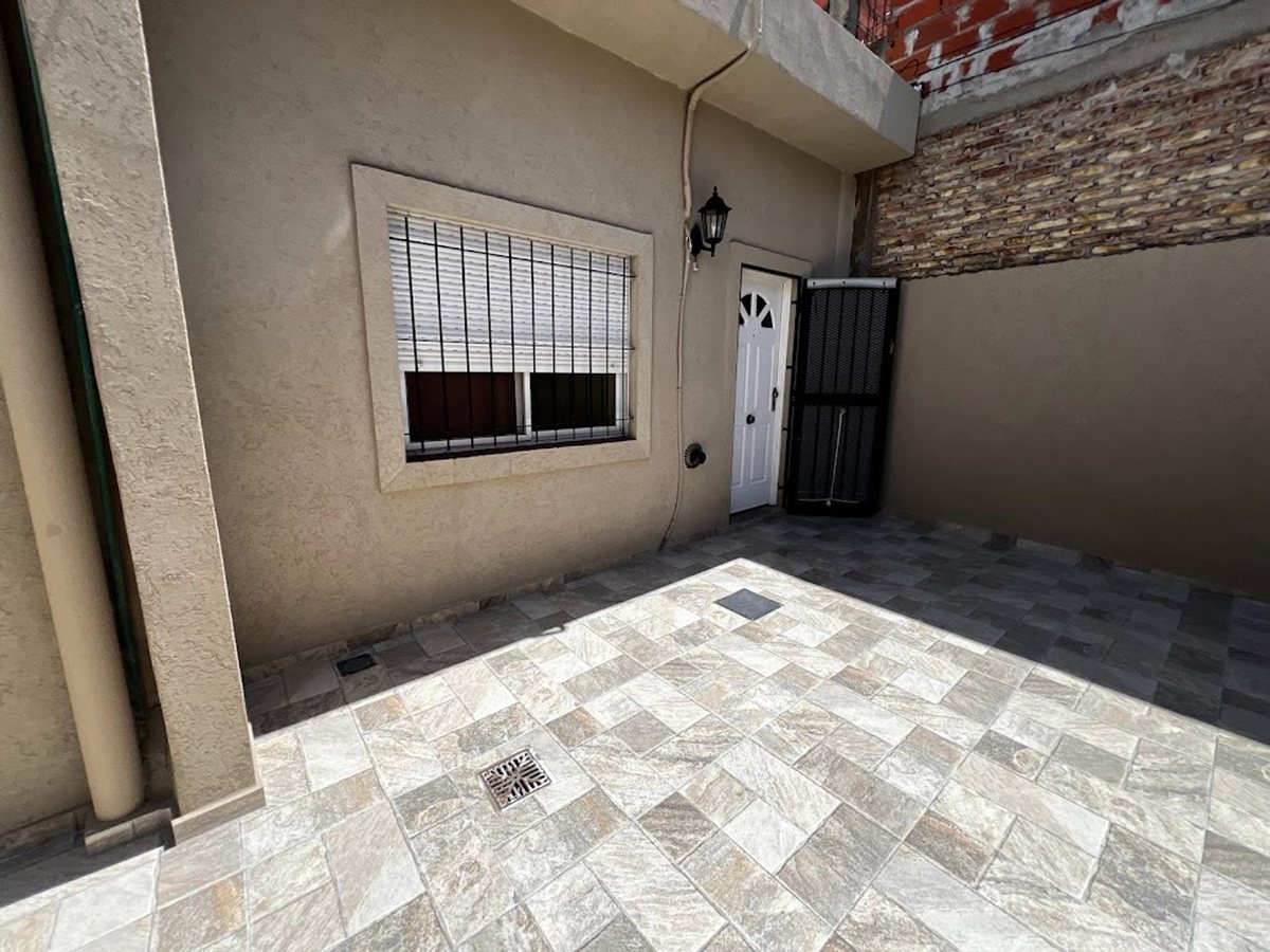 P H en Venta en La Matanza, G.B.A. Zona Oeste