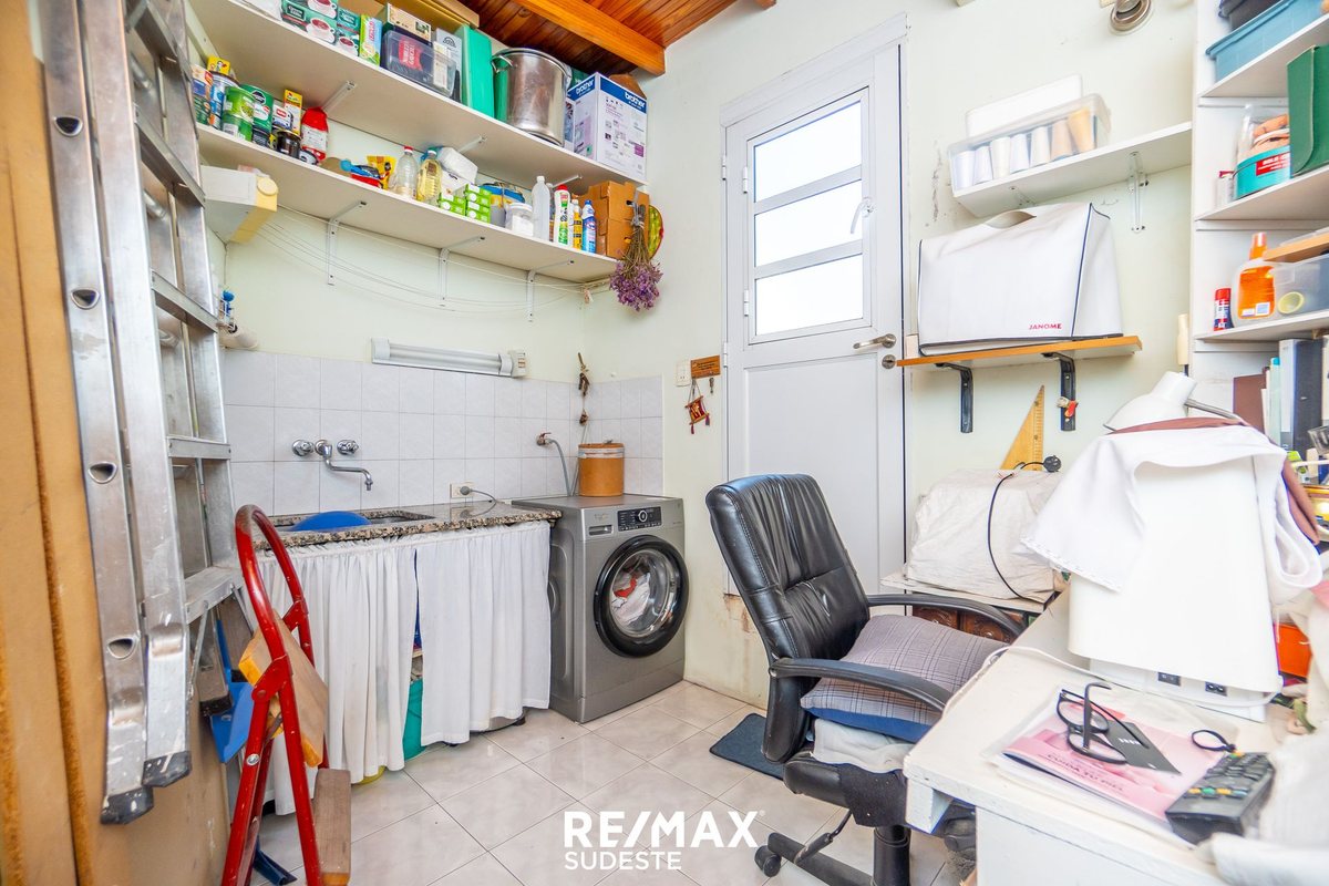 P H en Venta en Bahia Blanca, Buenos Aires Interior