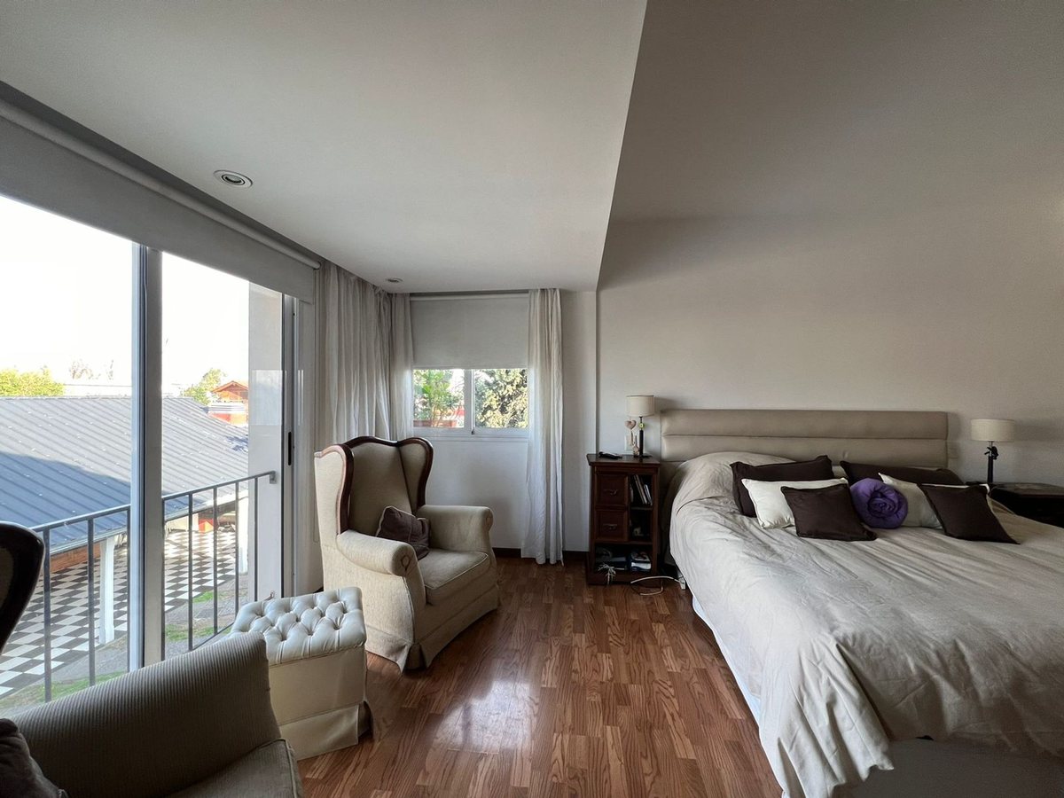Casa en Venta en Moron, G.B.A. Zona Oeste
