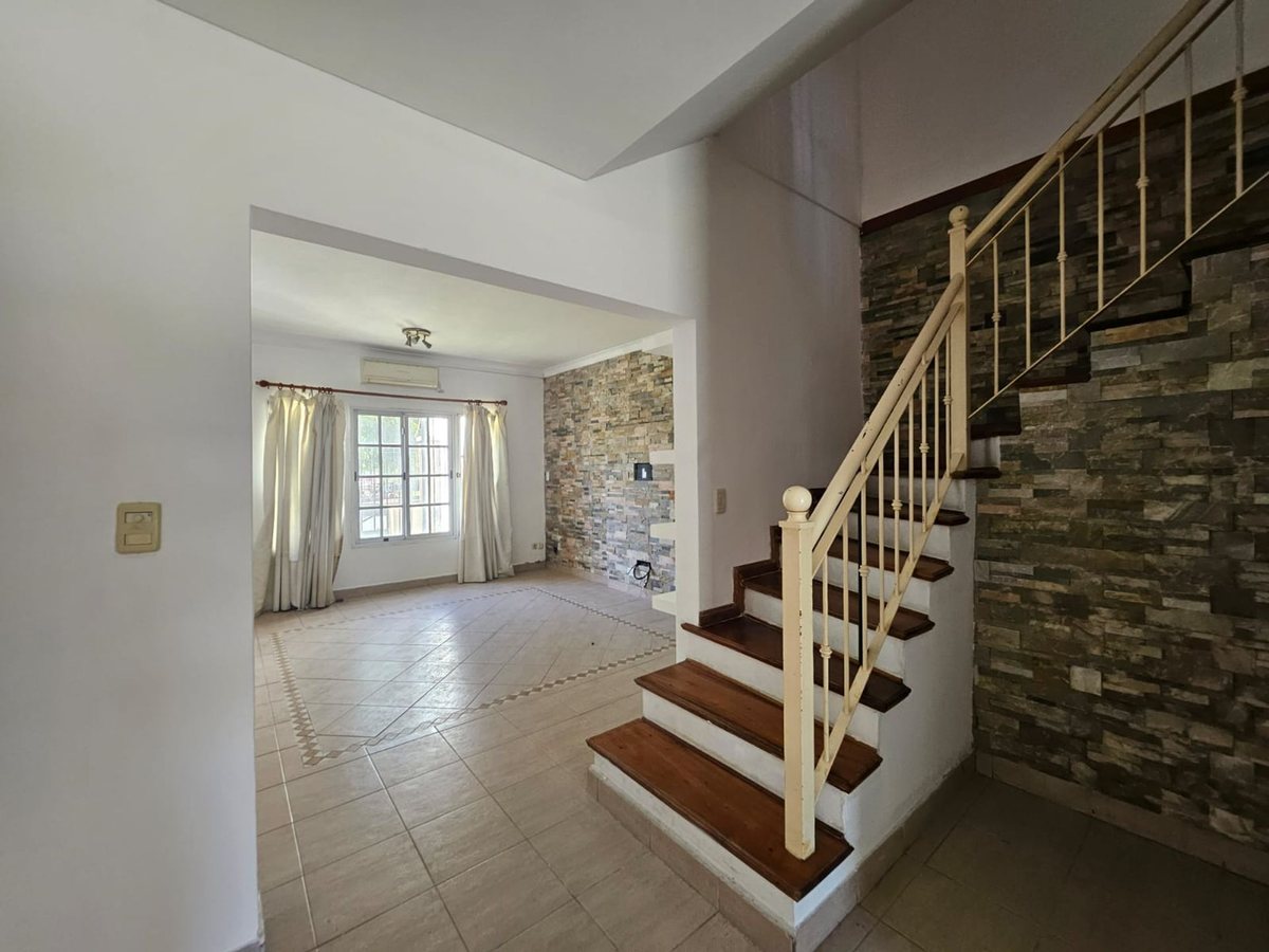 Casa en Venta en Ituzaingo, G.B.A. Zona Oeste