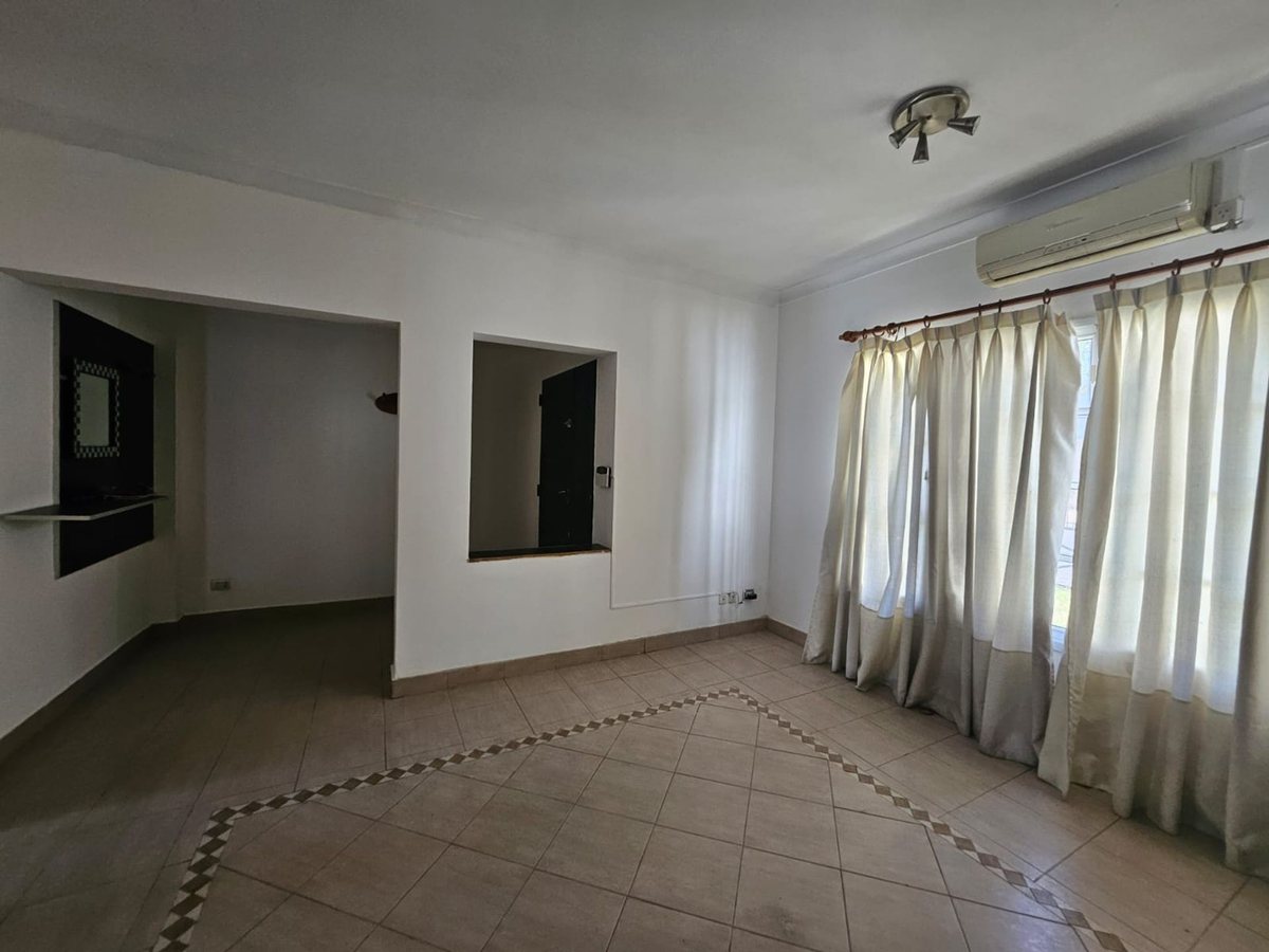Casa en Venta en Ituzaingo, G.B.A. Zona Oeste