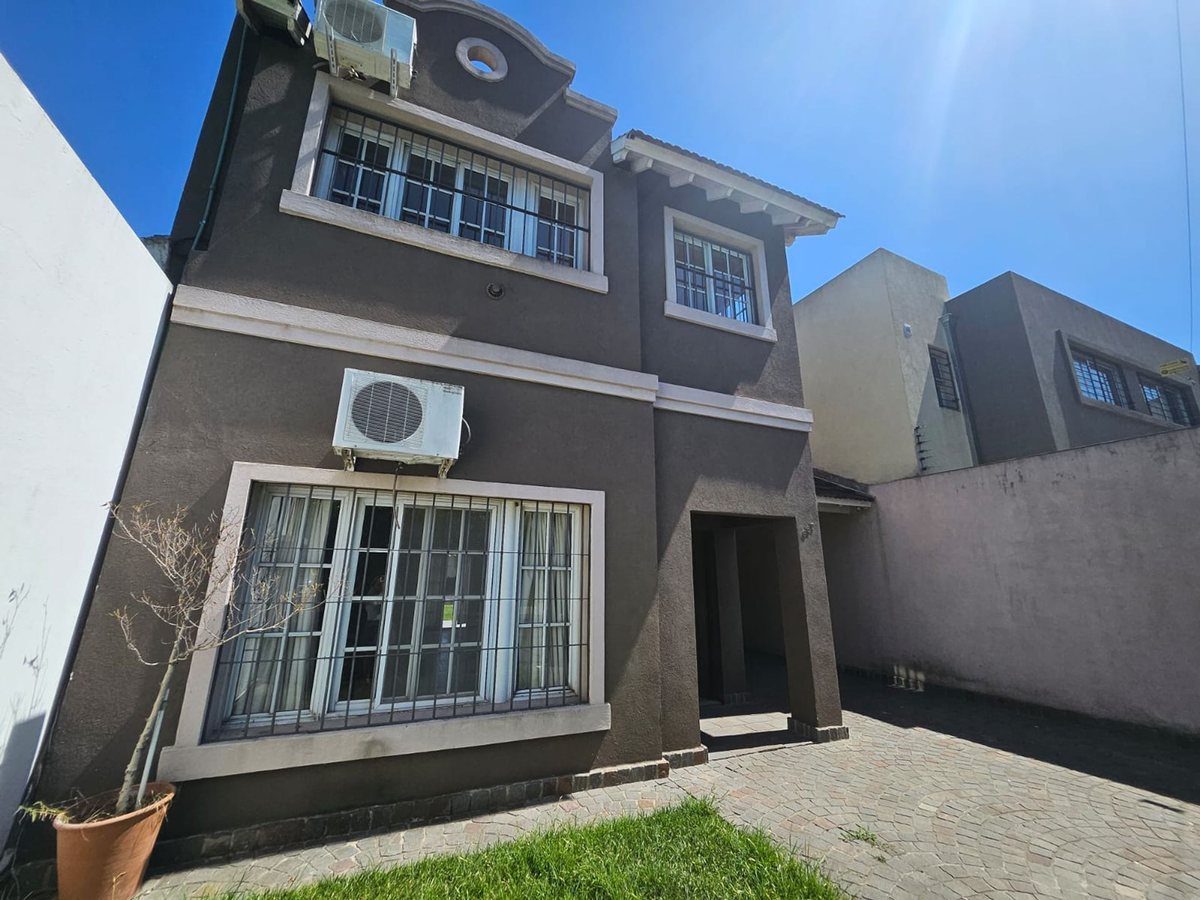 Casa en Venta en Ituzaingo, G.B.A. Zona Oeste