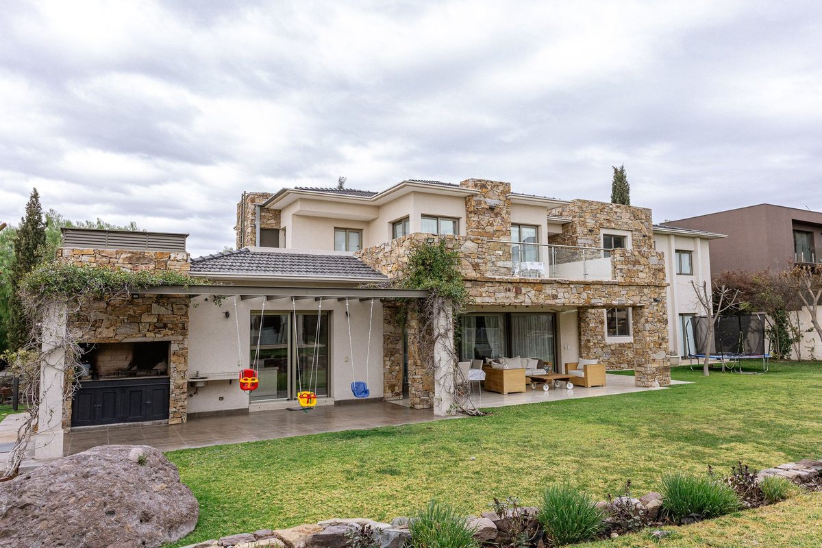 Casa en Venta en Capital, Mendoza
