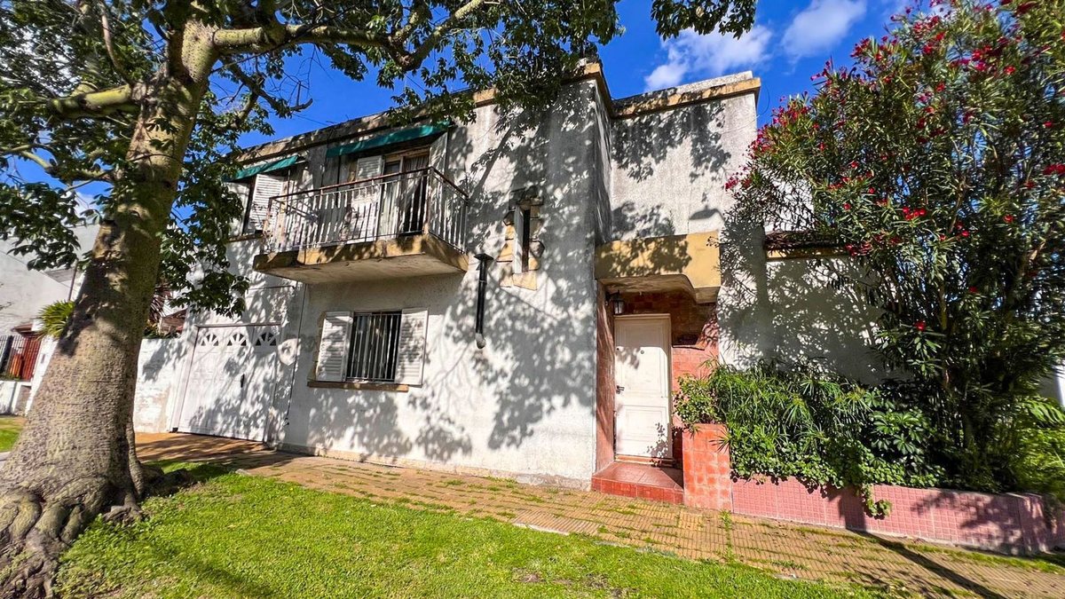 P H en Venta en Moron, G.B.A. Zona Oeste