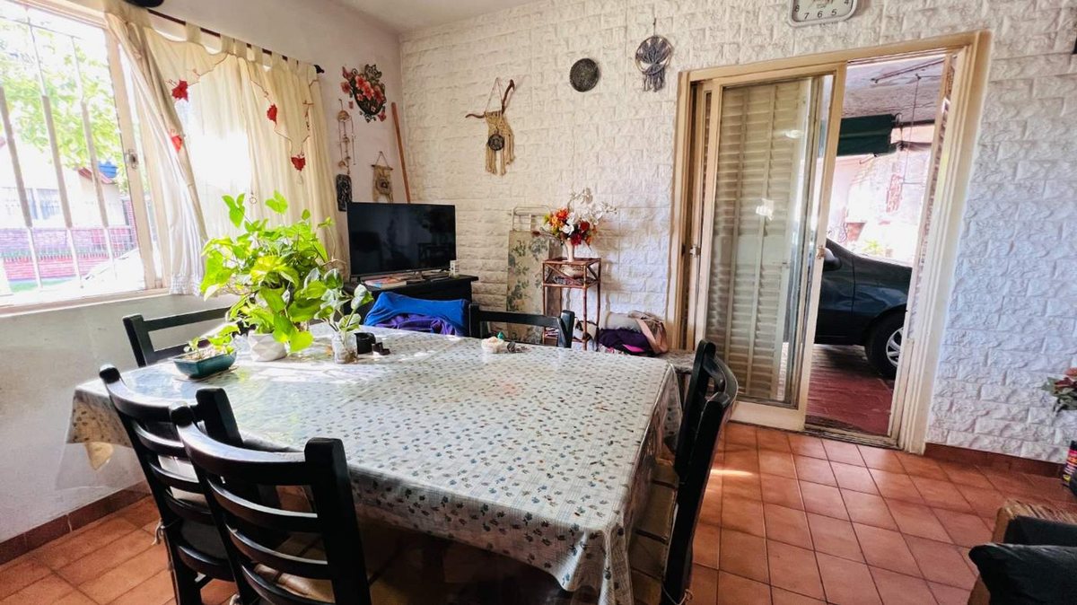 P H en Venta en Moron, G.B.A. Zona Oeste