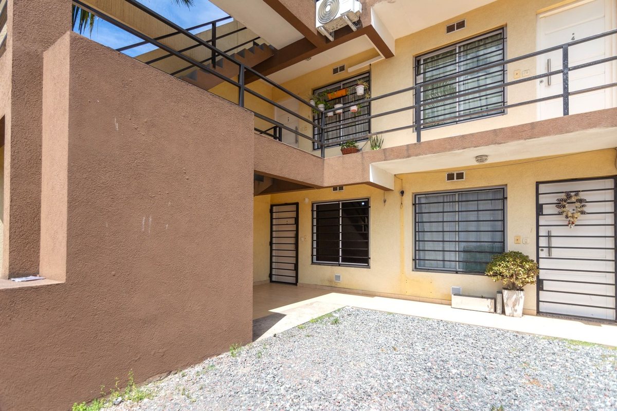 Departamento en Venta en Moron, G.B.A. Zona Oeste