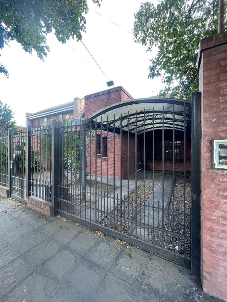 Casa en Venta en General San Martin, G.B.A. Zona Norte