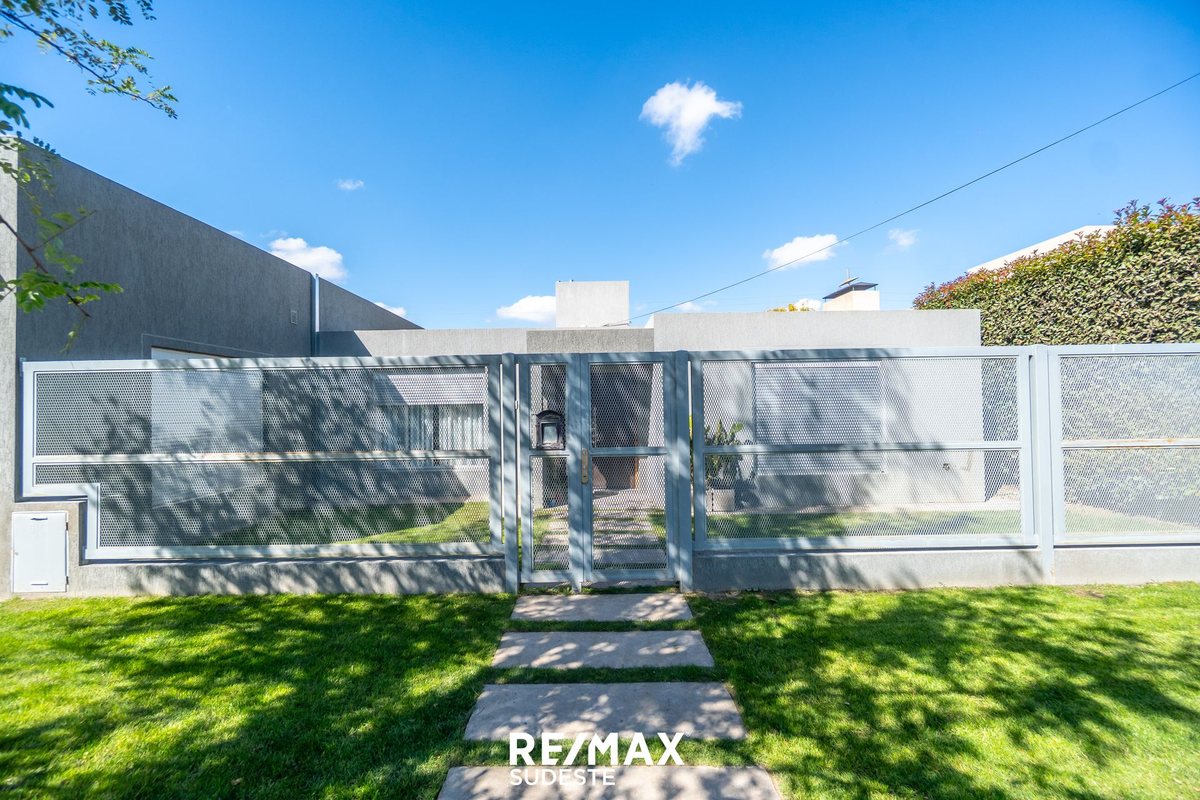 Casa en Venta en Bahia Blanca, Buenos Aires Interior