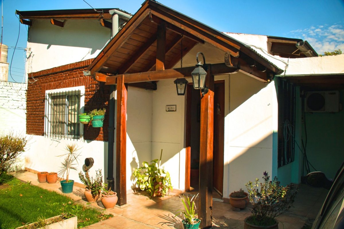 Casa en Venta en Moron, G.B.A. Zona Oeste