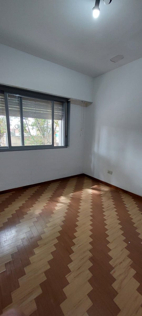 P H en Venta en Monte Castro, Capital Federal