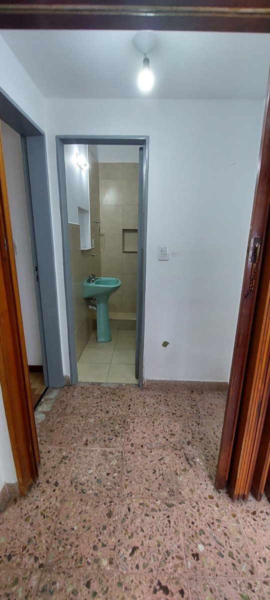 P H en Venta en Monte Castro, Capital Federal