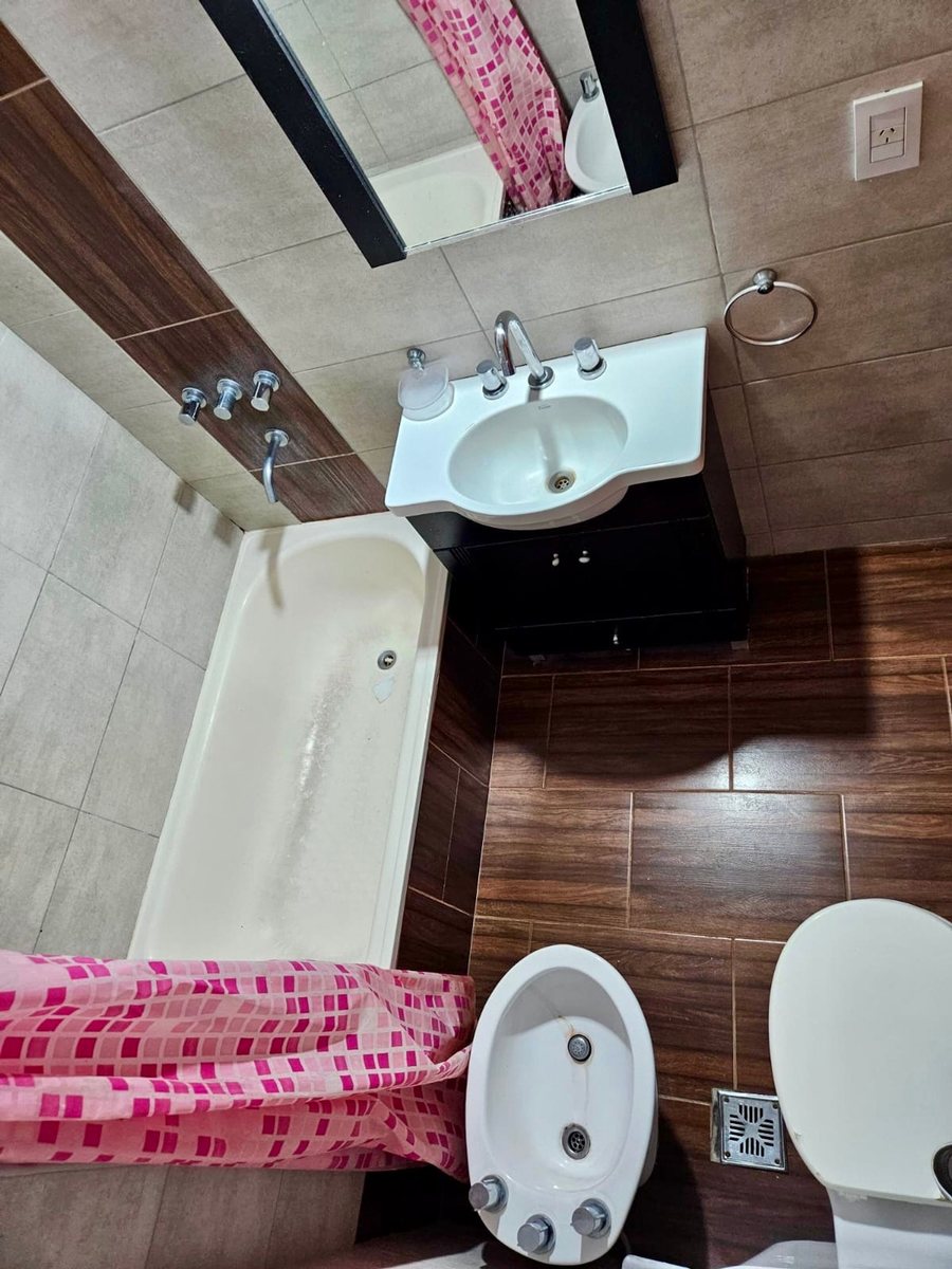 Departamento en Venta en Monte Castro, Capital Federal