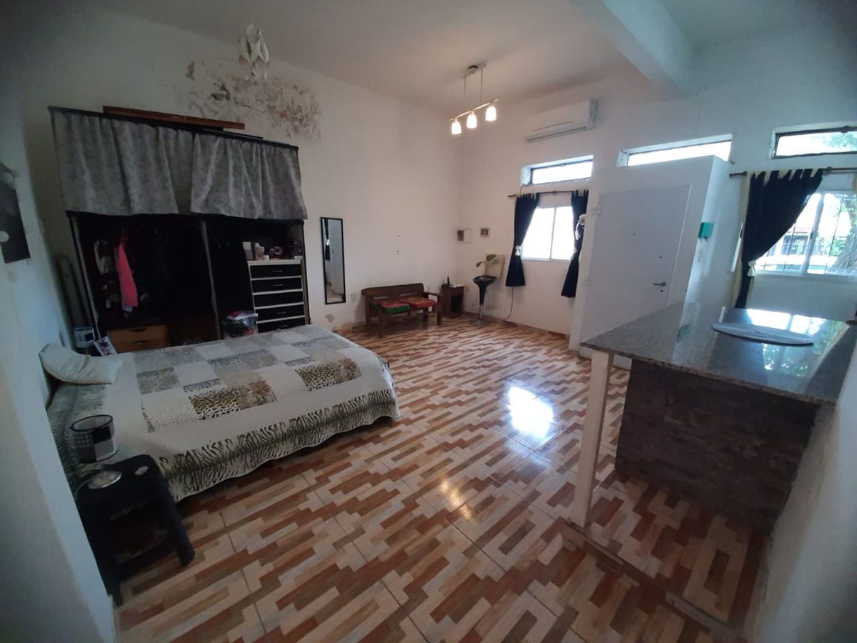 P H en Venta en Moron, G.B.A. Zona Oeste