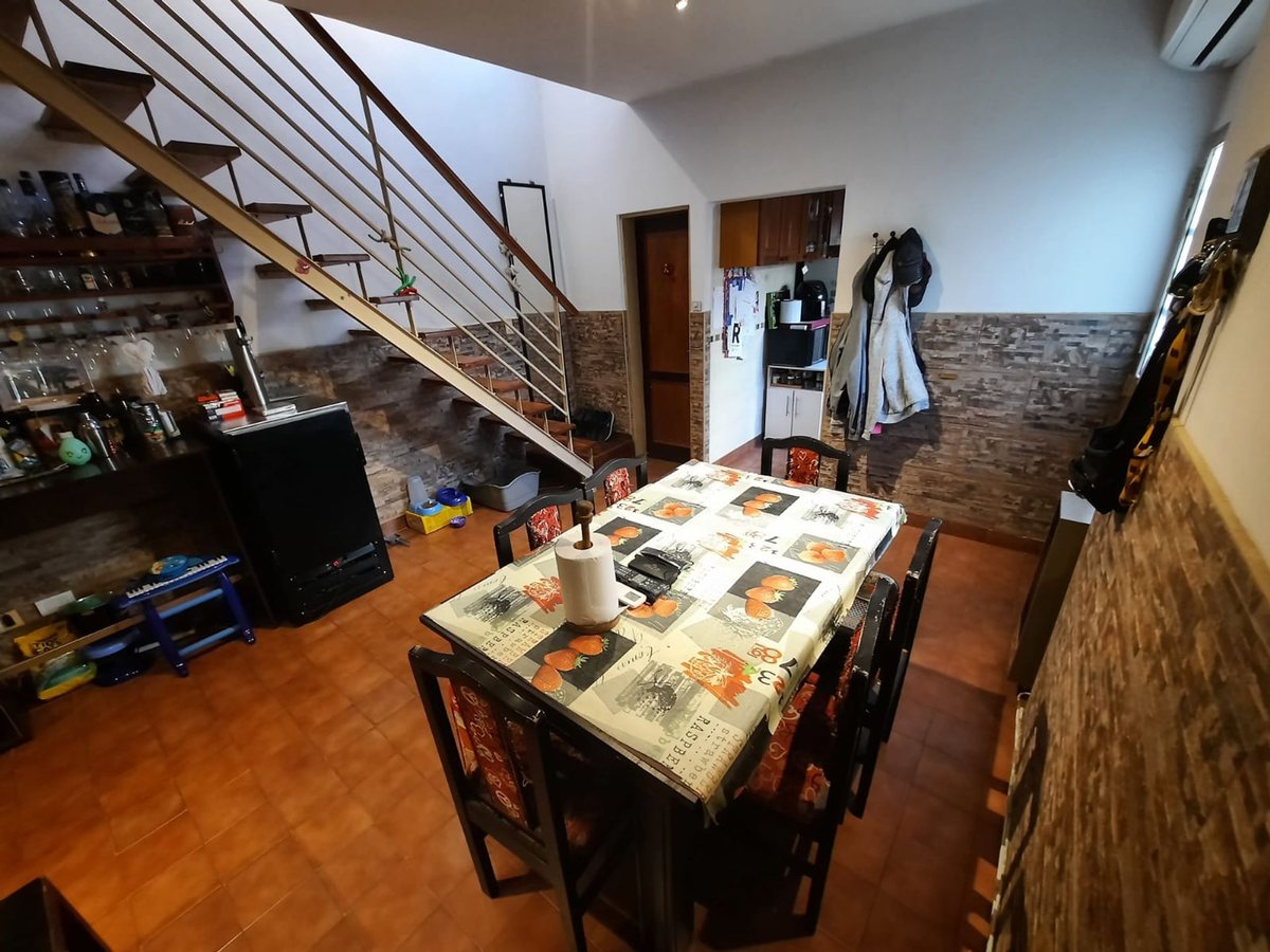 P H en Venta en Tres de Febrero, G.B.A. Zona Oeste