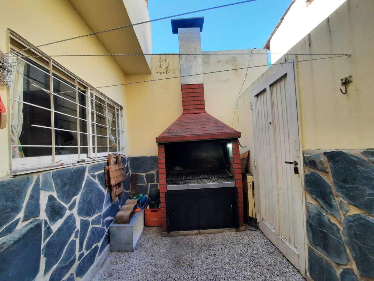 P H en Venta en Tres de Febrero, G.B.A. Zona Oeste