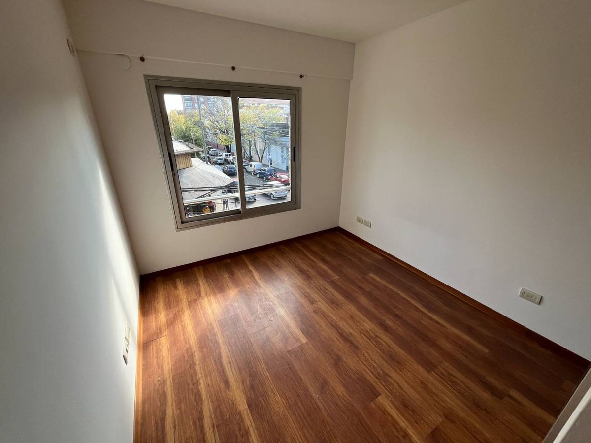 Departamento en Venta en Moron, G.B.A. Zona Oeste