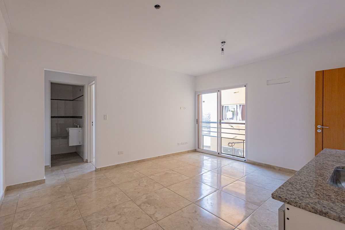 Departamento en Venta en Moron, G.B.A. Zona Oeste