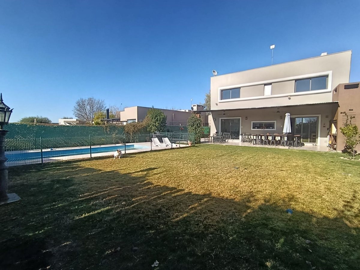 Casa en Venta en Maipu, Mendoza