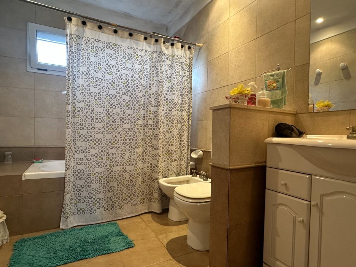Casa en Venta en Hurlingham, G.B.A. Zona Oeste