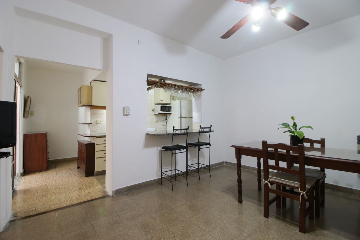 P H en Venta en Almagro, Capital Federal