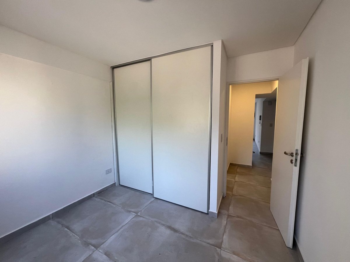 Departamento en Venta en Moron, G.B.A. Zona Oeste