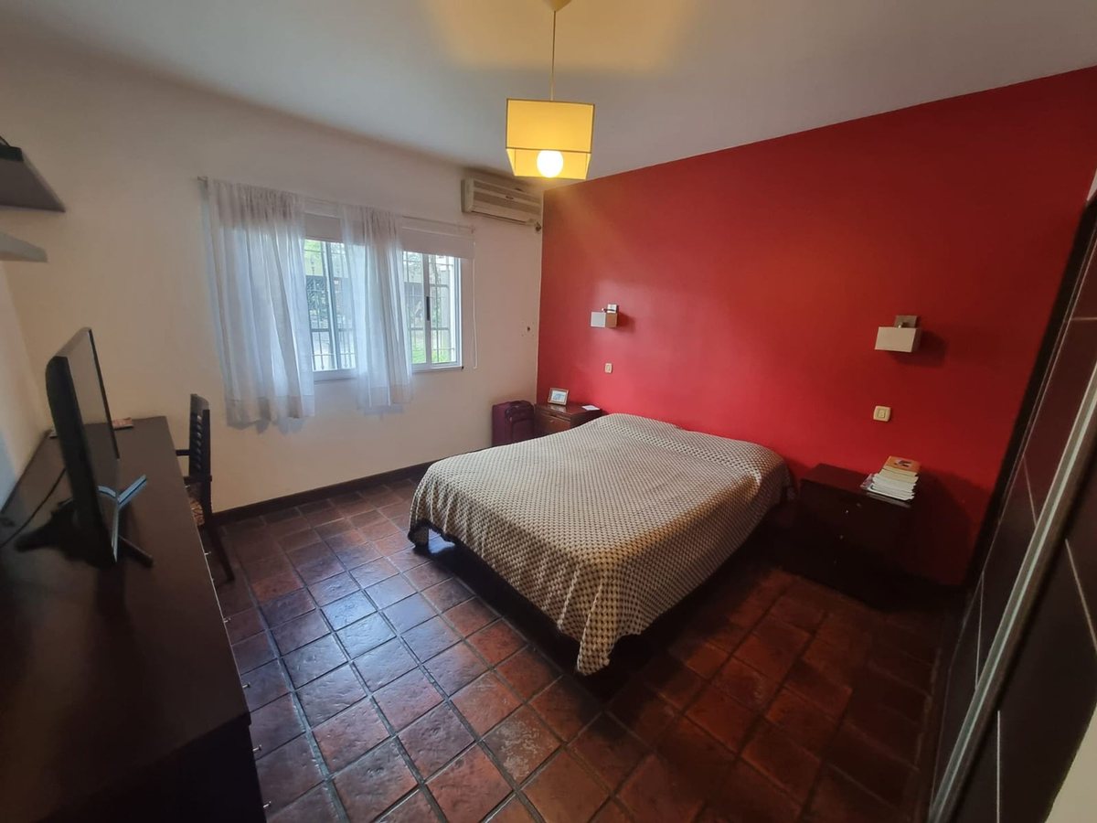 Casa en Venta en Moron, G.B.A. Zona Oeste