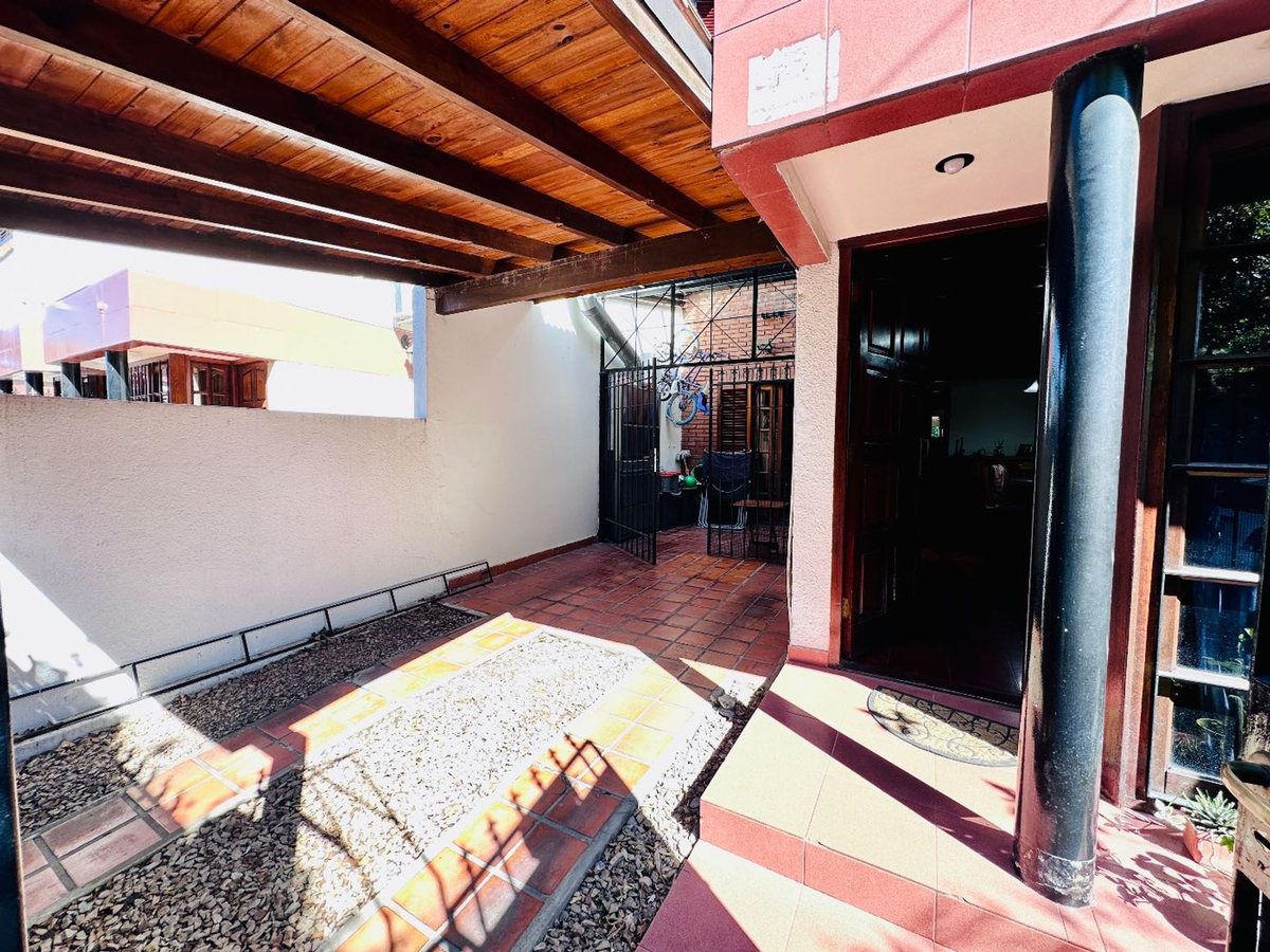 Casa en Venta en Moron, G.B.A. Zona Oeste