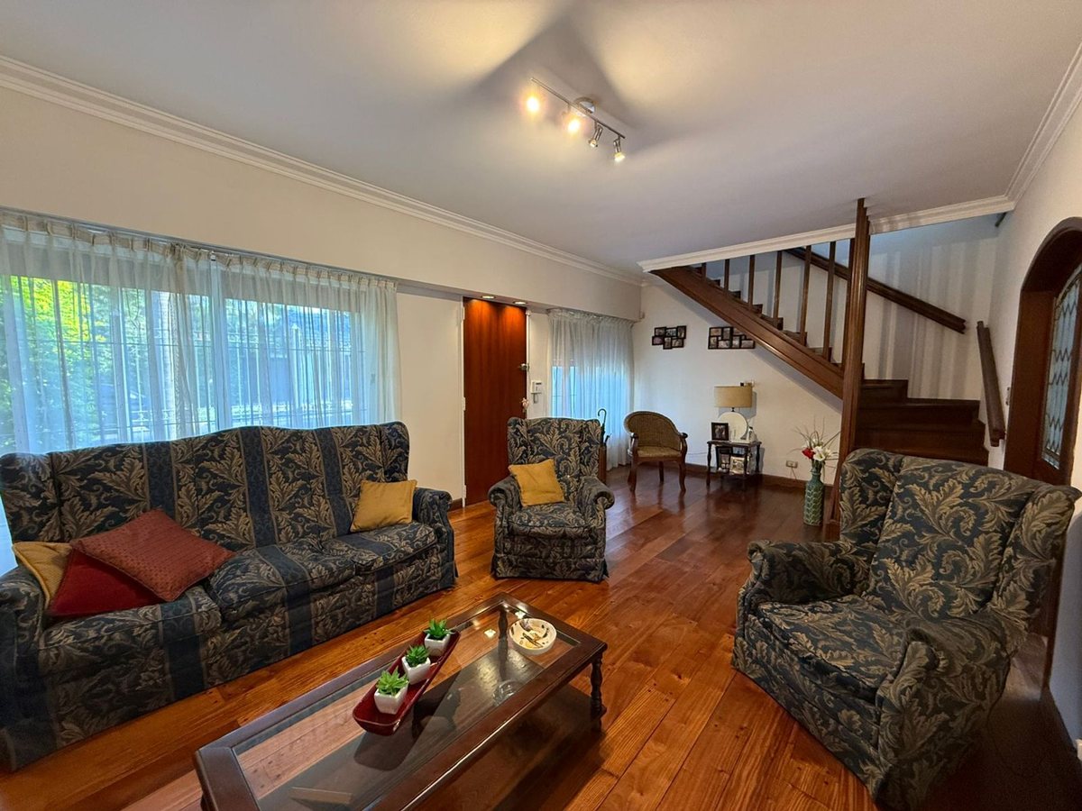 Casa en Venta en Moron, G.B.A. Zona Oeste