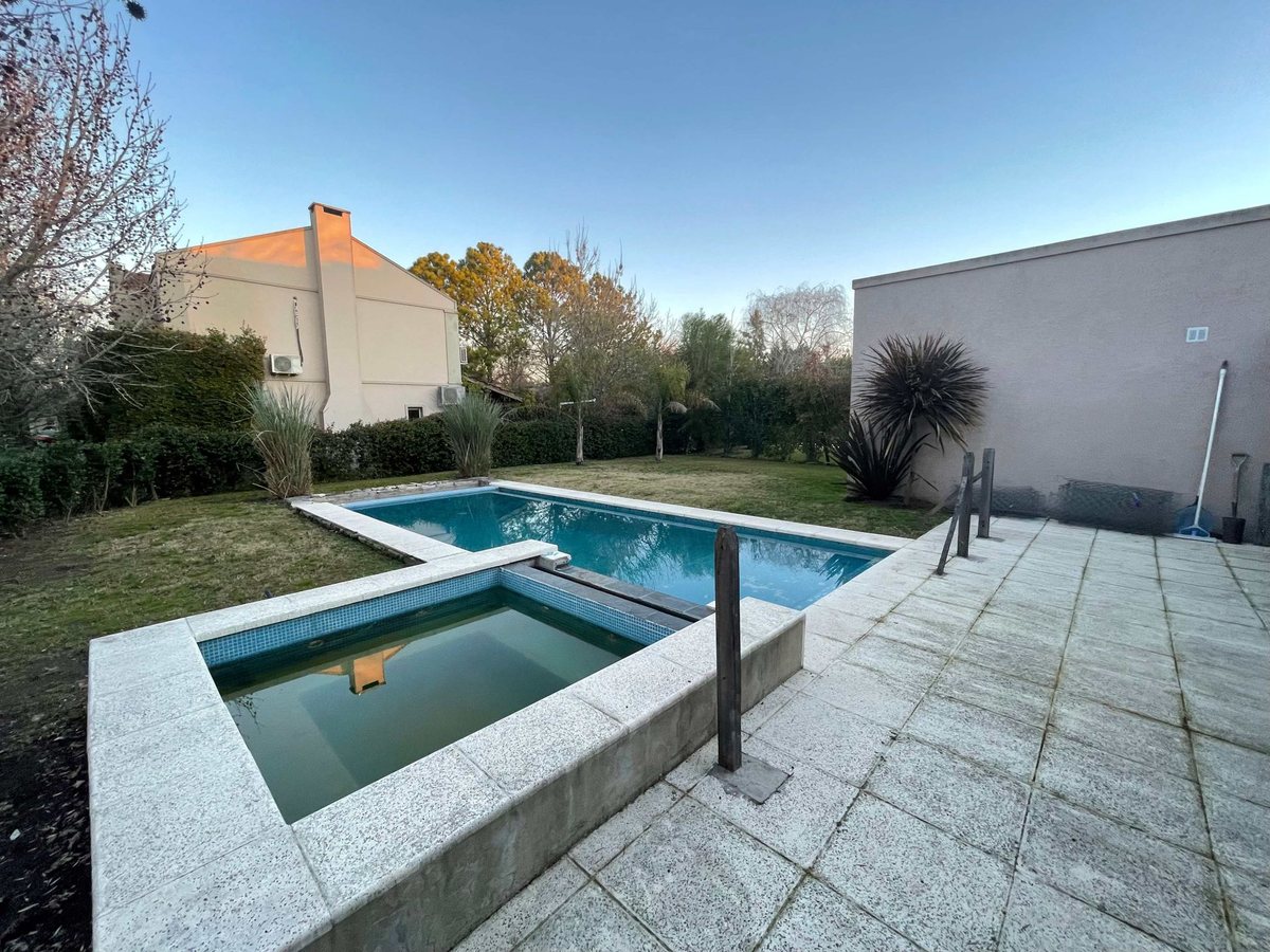 Casa en Venta en Pilar, G.B.A. Zona Norte