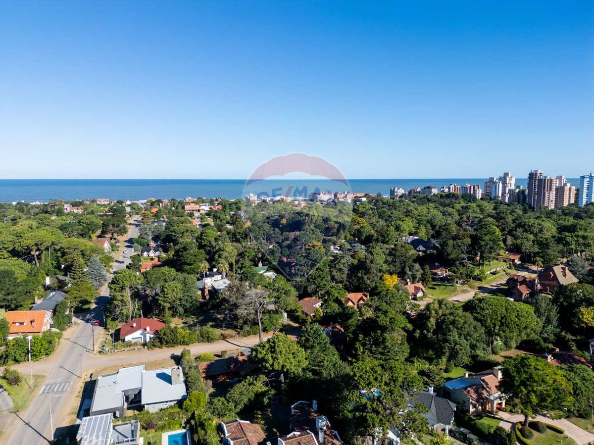Departamento en Venta en Pinamar, Buenos Aires Interior